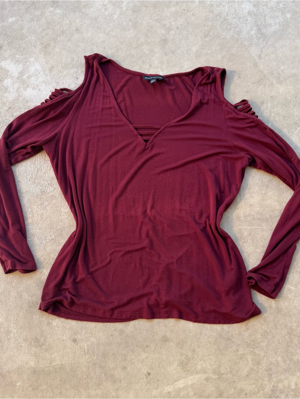Rock & Republic Burgundy Cold-Shoulder V-Neck Long Sleeve Top